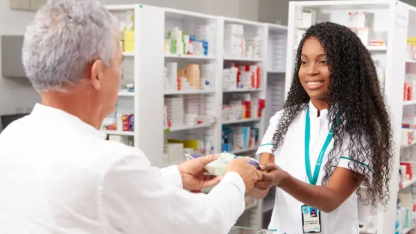 Ampliamos nuestra red de atención con nuevas farmacias en Antioquia y Bogotá